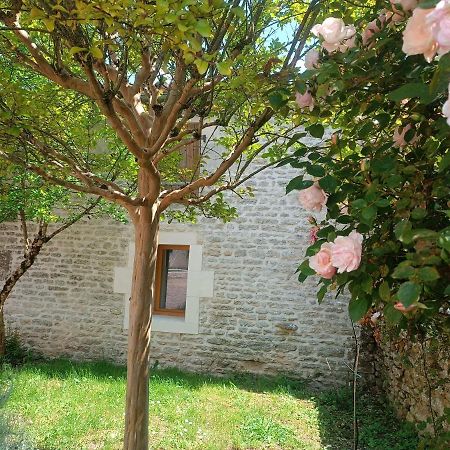 Logis De L'Olivier Villa Asnières-sur-Nouère Buitenkant foto